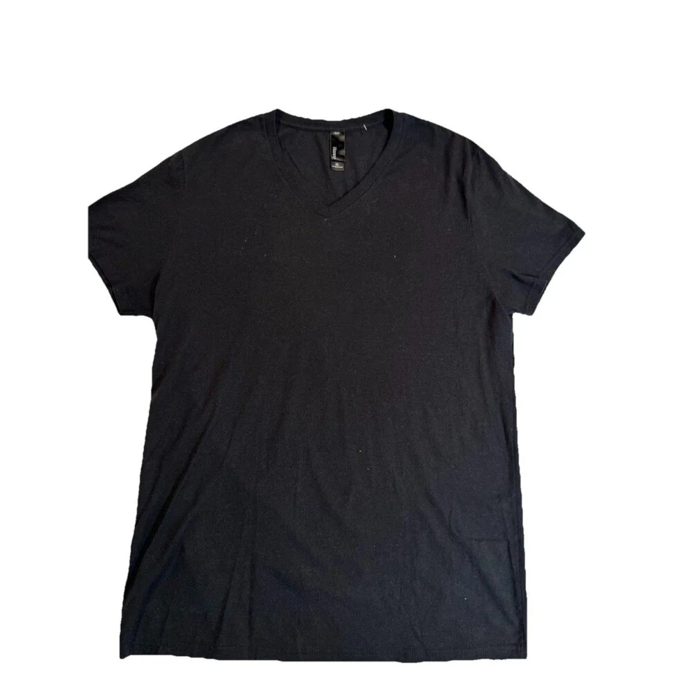 Lot of 4 Men's V-Neck T-Shirts Under Armour Banana Republic C9 Hanes L XL M